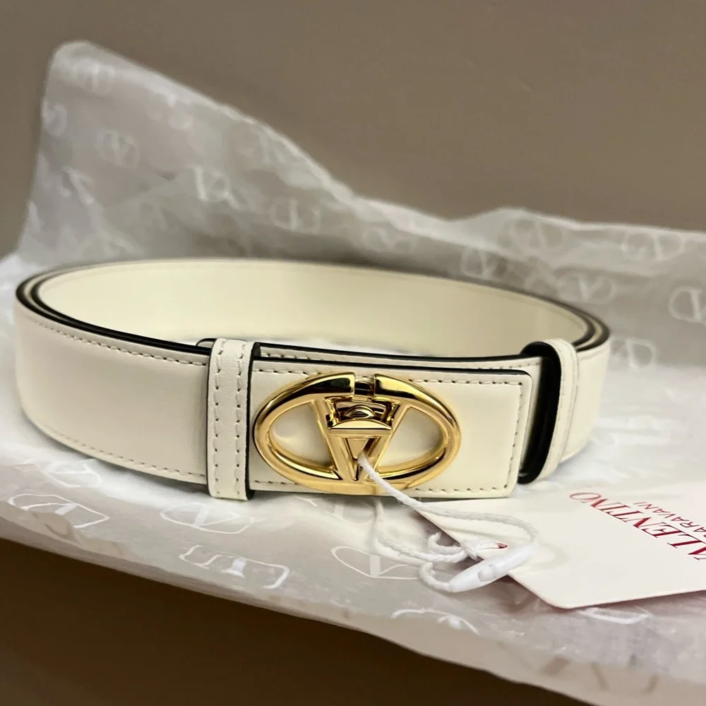 Valentino Garavani
The Bold Edition VLogo belt - Picture 5 of 12
